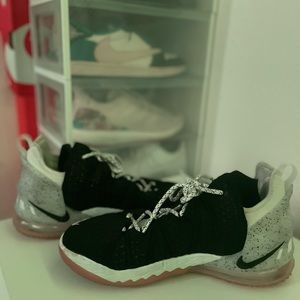 Lebron 18 (used once) inside only. Still perfect condition